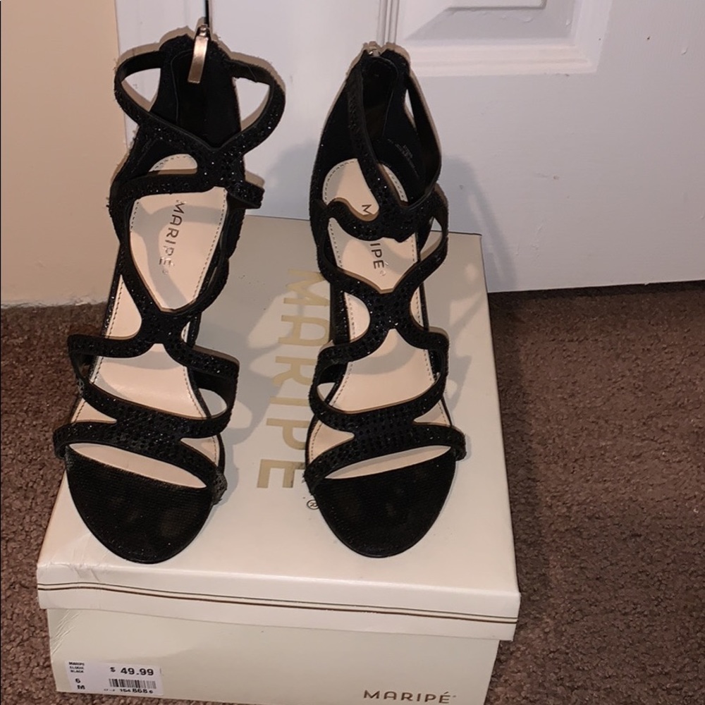Dress shoes